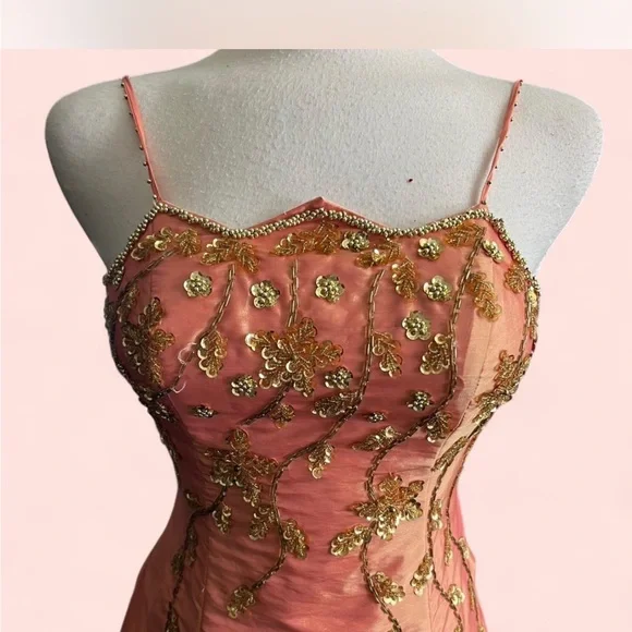 Elegant Pink Embellished Dress - Picture 2 of 4